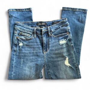 Judy Blue Capri Skinny Fit Distressed Blue Jeans Women's Size 3/26 y2K Jort